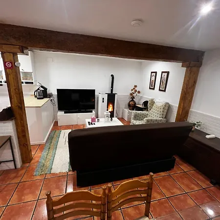 Cozy Escape In Rural Village * Barruelo de Santullán
