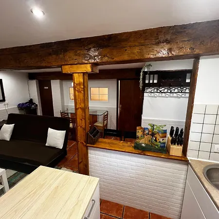 Cozy Escape In Rural Village *
